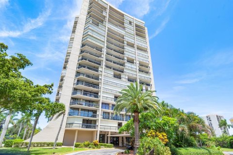 Condominio en venta en West Palm Beach, Florida, 2 dormitorios, 114.64 m2 № 684169 - foto 2