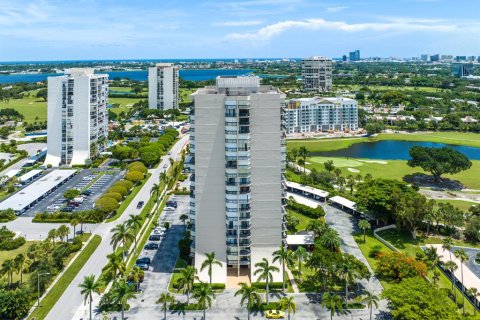 Condominio en venta en West Palm Beach, Florida, 2 dormitorios, 114.64 m2 № 684169 - foto 8