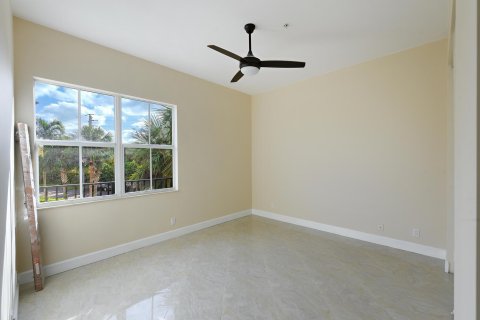 Adosado en venta en Jensen Beach, Florida, 3 dormitorios, 220.55 m2 № 848164 - foto 21