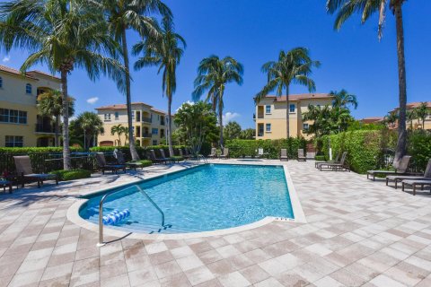 Touwnhouse à vendre à Jensen Beach, Floride: 3 chambres, 220.55 m2 № 848164 - photo 3