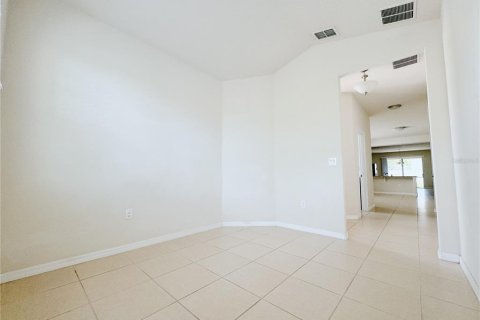 Casa en alquiler en Kissimmee, Florida, 3 dormitorios, 158.49 m2 № 1371643 - foto 7