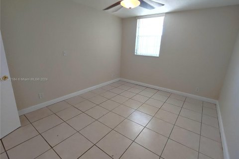 Condominio en venta en Miami, Florida, 1 dormitorio, 55.56 m2 № 1413954 - foto 14