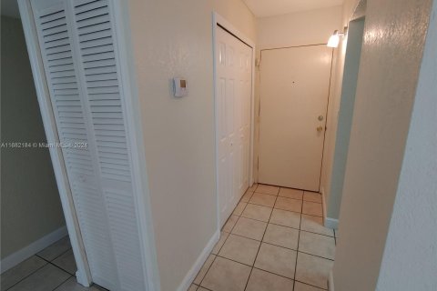 Condominio en venta en Miami, Florida, 1 dormitorio, 55.56 m2 № 1413954 - foto 8