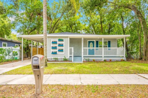 Villa ou maison à vendre à Tampa, Floride: 2 chambres, 79.62 m2 № 1390214 - photo 1