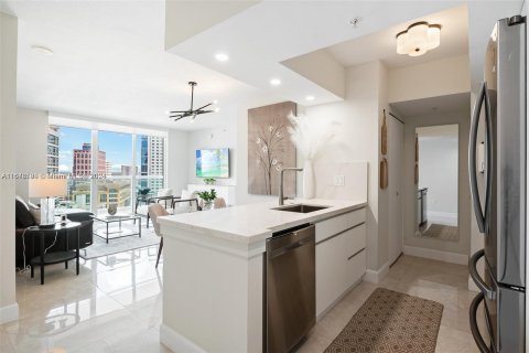 Condo in Fort Lauderdale, Florida, 2 bedrooms  № 1325280 - photo 13