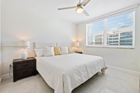 Condo in Fort Lauderdale, Florida, 2 bedrooms  № 1325280 - photo 15