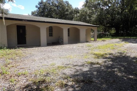 House in Tampa, Florida 3 bedrooms, 173.91 sq.m. № 1375318 - photo 17