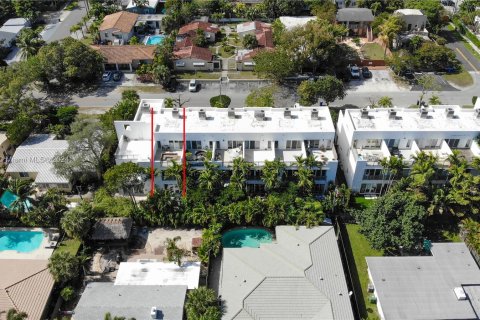 Adosado en venta en Fort Lauderdale, Florida, 3 dormitorios, 177.81 m2 № 1360694 - foto 24