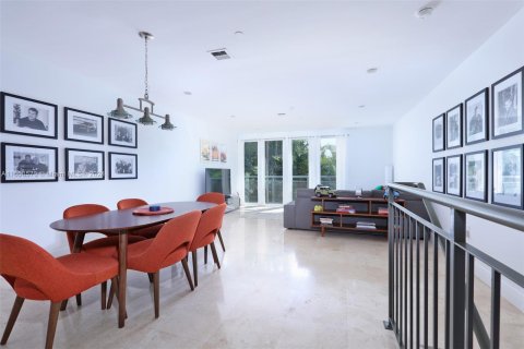 Touwnhouse à vendre à Fort Lauderdale, Floride: 3 chambres, 177.81 m2 № 1360694 - photo 3