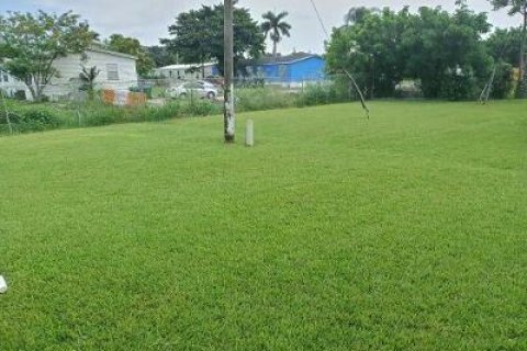 Immobilier commercial à vendre à Pahokee, Floride: 278.71 m2 № 1222504 - photo 6