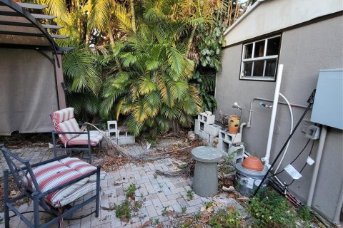 House in West Palm Beach, Florida 4 bedrooms, 99.41 sq.m. № 1154646 - photo 6