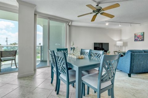 Copropriété à vendre à Deerfield Beach, Floride: 2 chambres, 96.62 m2 № 1154648 - photo 19