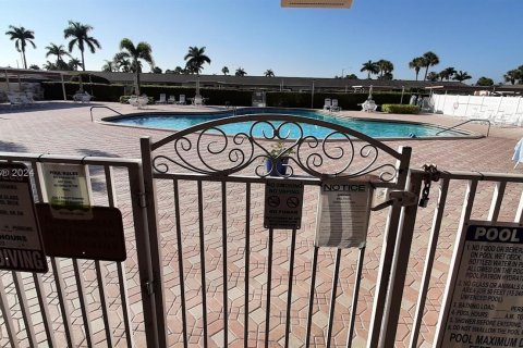 Condominio en venta en West Palm Beach, Florida, 1 dormitorio, 61.5 m2 № 1236052 - foto 20