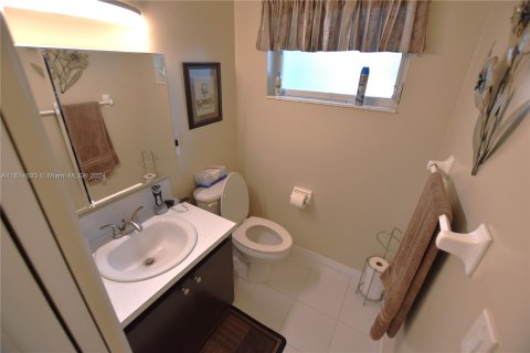 Condominio en venta en West Palm Beach, Florida, 1 dormitorio, 61.5 m2 № 1236052 - foto 10
