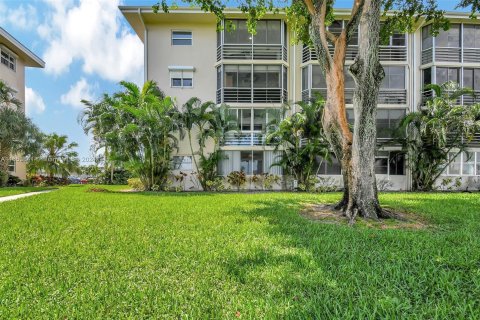 Condominio en venta en Lake Worth, Florida, 2 dormitorios, 83.05 m2 № 1348532 - foto 20