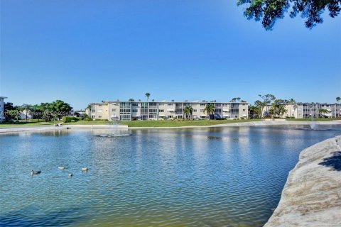 Condominio en venta en Lake Worth, Florida, 2 dormitorios, 83.05 m2 № 1348532 - foto 21