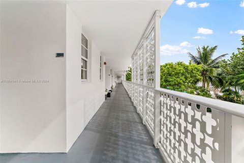 Copropriété à louer à Miami Beach, Floride: 1 chambre, 53.51 m2 № 1348448 - photo 10