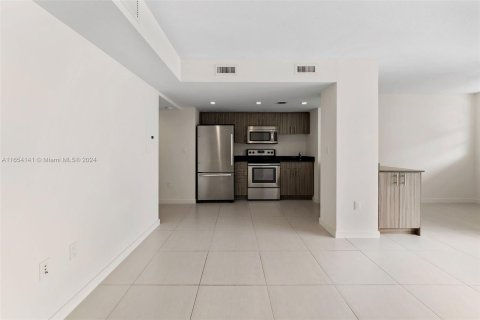 Condominio en alquiler en Miami Beach, Florida, 1 dormitorio, 53.51 m2 № 1348448 - foto 14