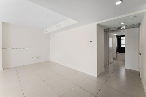 Condominio en alquiler en Miami Beach, Florida, 1 dormitorio, 53.51 m2 № 1348448 - foto 5