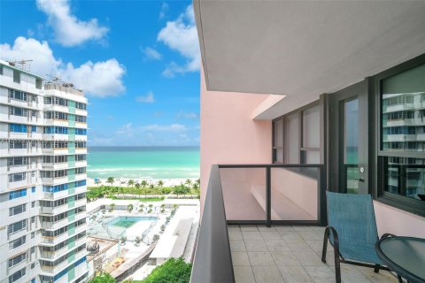 Copropriété à vendre à Miami Beach, Floride: 2 chambres, 89.19 m2 № 1348489 - photo 22