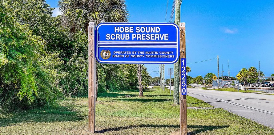 Propiedad comercial en Hobe Sound, Florida № 827771