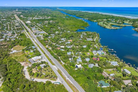 Commercial property in Hobe Sound, Florida № 827771 - photo 12
