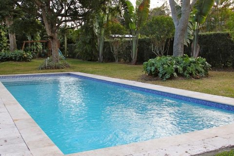 Villa ou maison à vendre à Pinecrest, Floride: 3 chambres № 1132059 - photo 2