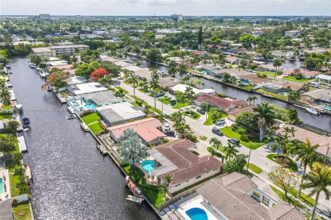 Villa ou maison à vendre à Fort Lauderdale, Floride: 3 chambres, 187.66 m2 № 975308 - photo 5