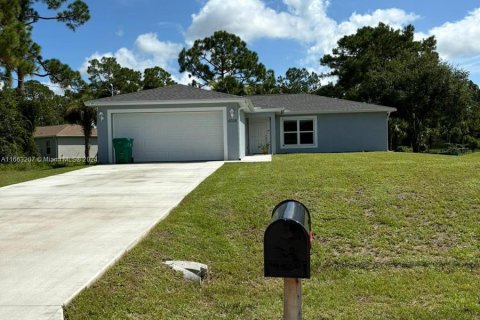 House in LaBelle, Florida 3 bedrooms № 1372676 - photo 24