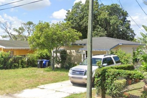 Villa ou maison à vendre à Fort Lauderdale, Floride: 4 chambres № 195005 - photo 19