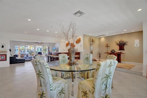 Villa ou maison à vendre à Fort Lauderdale, Floride: 4 chambres, 239.22 m2 № 1209751 - photo 16