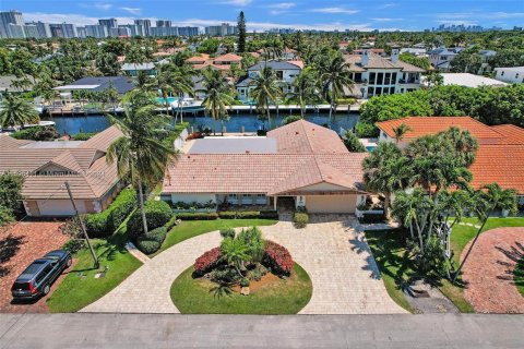 Villa ou maison à vendre à Fort Lauderdale, Floride: 4 chambres, 239.22 m2 № 1209751 - photo 3