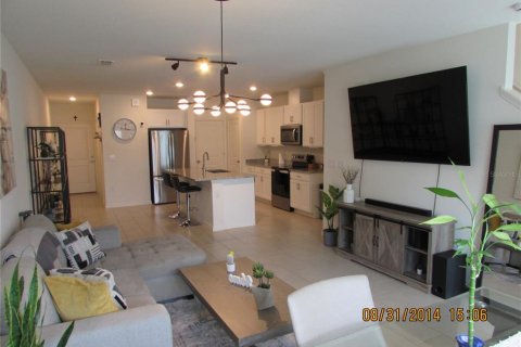 Townhouse in Davenport, Florida 3 bedrooms, 145.58 sq.m. № 1349741 - photo 21