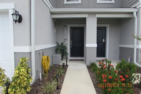 Townhouse in Davenport, Florida 3 bedrooms, 145.58 sq.m. № 1349741 - photo 10