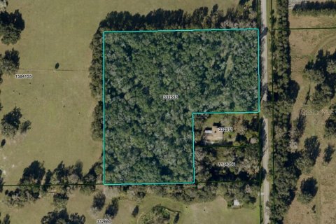 Terreno en venta en Brooksville, Florida № 1377893 - foto 1