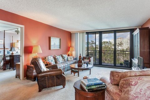 Condo in Tampa, Florida, 2 bedrooms  № 1436603 - photo 8