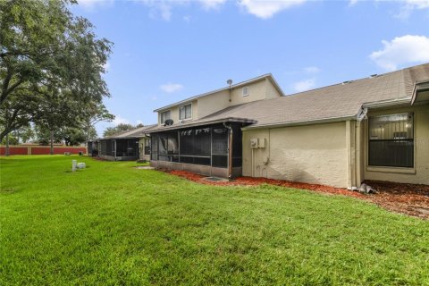 Touwnhouse à vendre à Kissimmee, Floride: 2 chambres, 87.14 m2 № 1361277 - photo 9