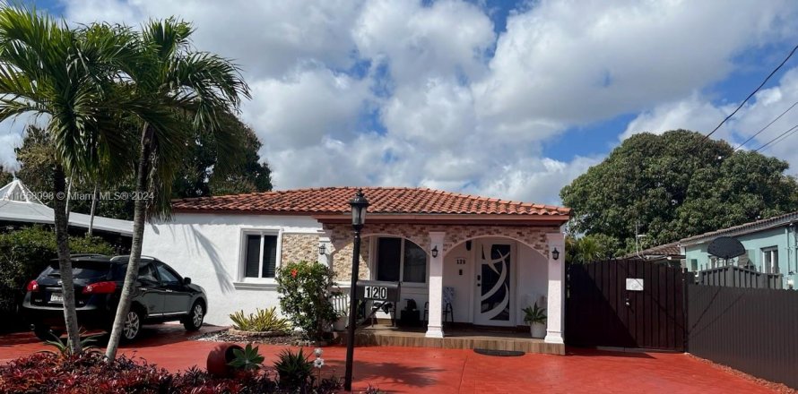 Villa ou maison à Miami, Floride 2 chambres, 197.88 m2 № 1360605