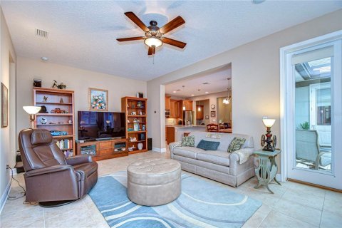 Casa en venta en Tampa, Florida, 3 dormitorios, 173.45 m2 № 1391276 - foto 8