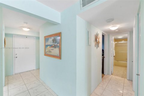 Copropriété à vendre à Dania Beach, Floride: 2 chambres, 110.55 m2 № 1389940 - photo 14