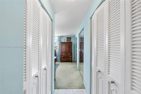 Copropriété à vendre à Dania Beach, Floride: 2 chambres, 110.55 m2 № 1389940 - photo 16