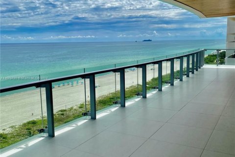 Copropriété à vendre à Miami Beach, Floride: 3 chambres, 195.47 m2 № 1389942 - photo 11