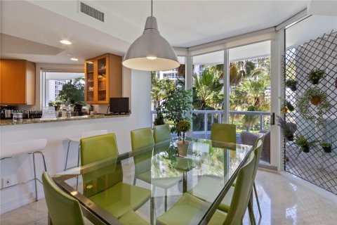 Condo in Aventura, Florida, 3 bedrooms  № 1362587 - photo 5