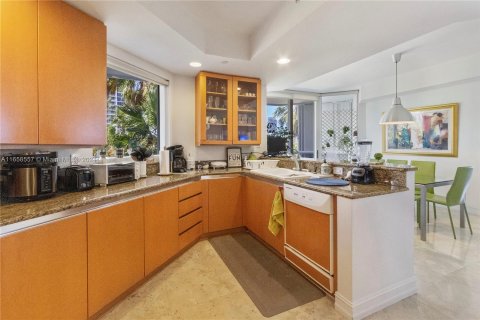 Condo in Aventura, Florida, 3 bedrooms  № 1362587 - photo 7