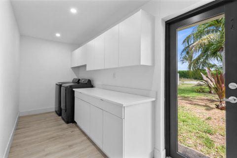Casa en venta en Delray Beach, Florida, 3 dormitorios, 163.79 m2 № 1210187 - foto 16