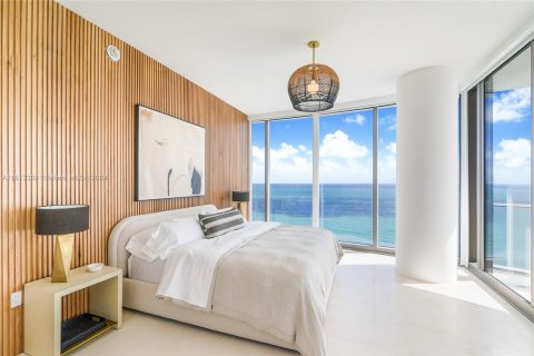 Condominio en alquiler en Sunny Isles Beach, Florida, 3 dormitorios, 198.53 m2 № 1396183 - foto 8