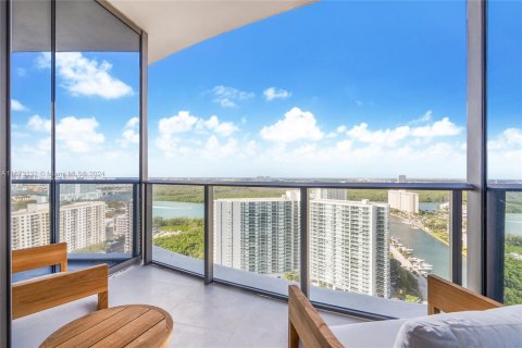 Condominio en alquiler en Sunny Isles Beach, Florida, 3 dormitorios, 198.53 m2 № 1396183 - foto 17