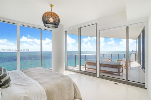 Condominio en alquiler en Sunny Isles Beach, Florida, 3 dormitorios, 198.53 m2 № 1396183 - foto 9