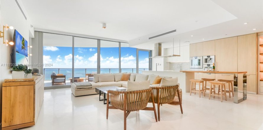 Condominio en Sunny Isles Beach, Florida, 3 dormitorios  № 1396183