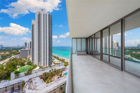 Condo in Sunny Isles Beach, Florida, 3 bedrooms  № 1189410 - photo 23